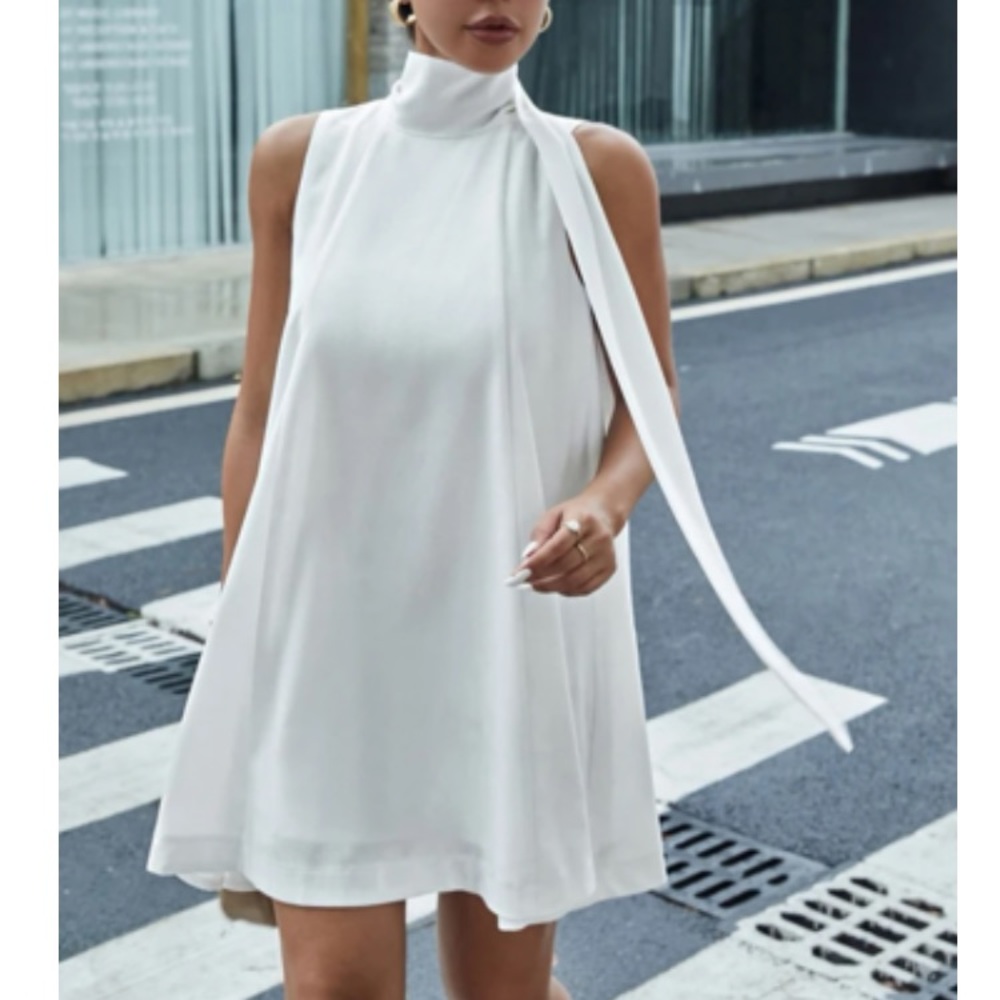 Luxe white tie back mini dress - Picture 5 of 16